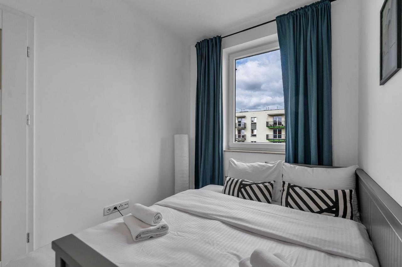 Wlochy Klinkierowa Comfort Apartment Warschau Exterior foto